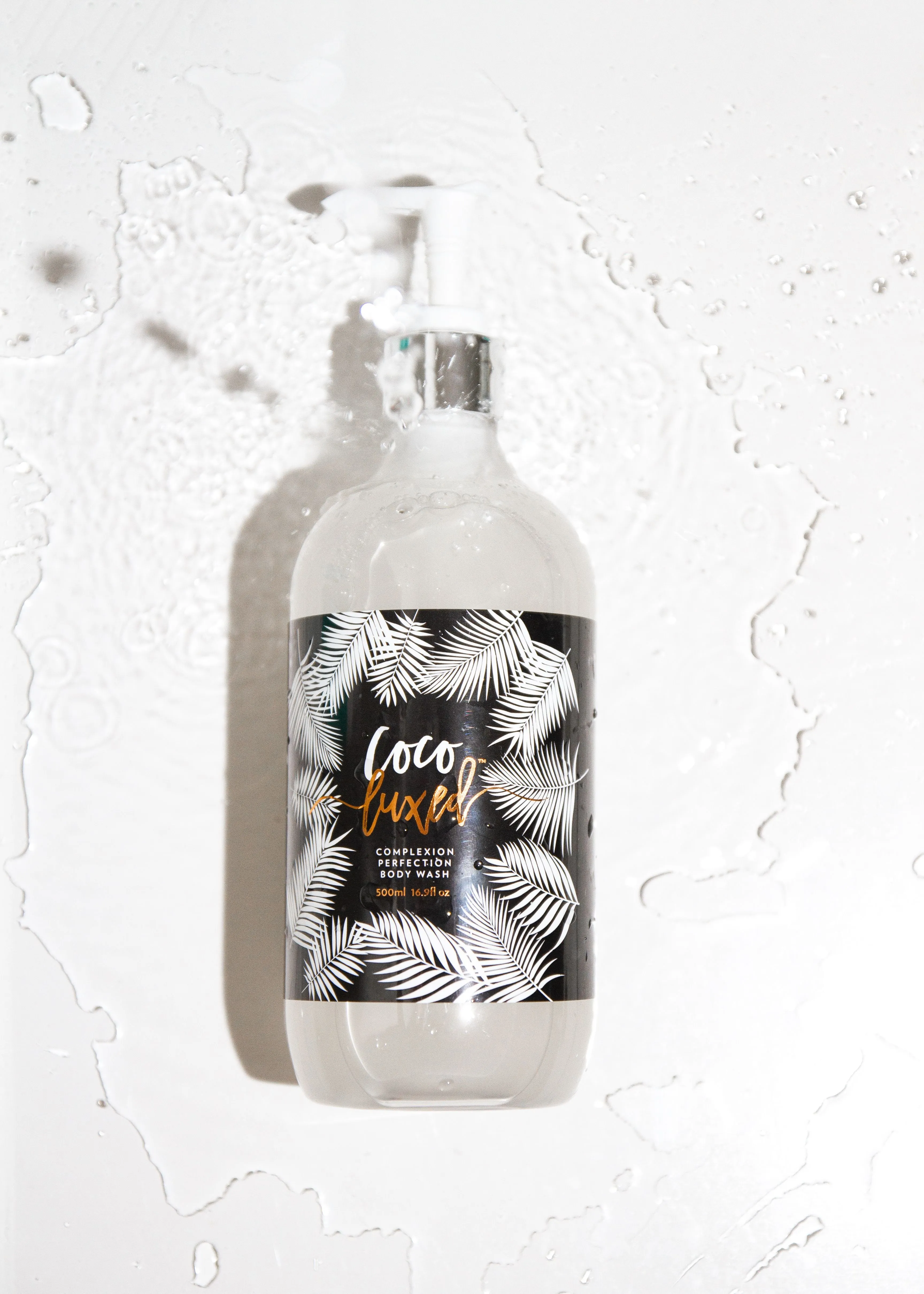 Coco Luxed - Complexion Perfection Tan Saving Body Wash 500ml