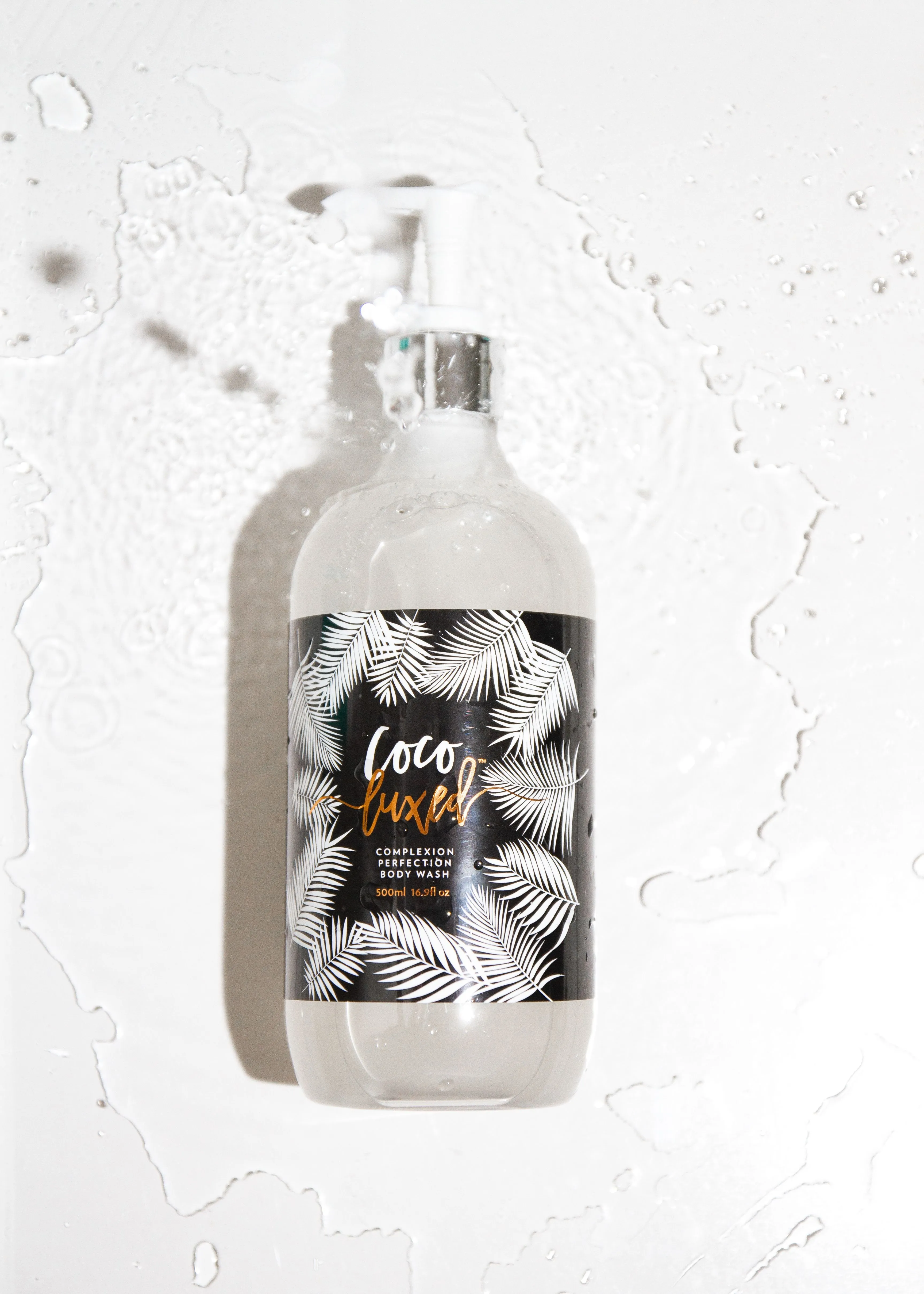 Coco Luxed - Complexion Perfection Tan Saving Body Wash 500ml